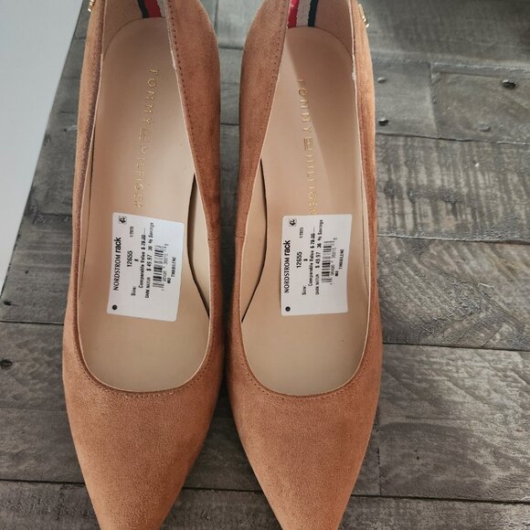 Tommy Hilfiger Abilene dark brown suede heel sz 8 NWT - Picture 3 of 5